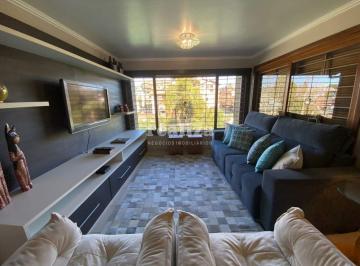 Casa · 160m² · 1 Vaga · CASA COM 3 DORMITÓRIOS EM GRAMADO