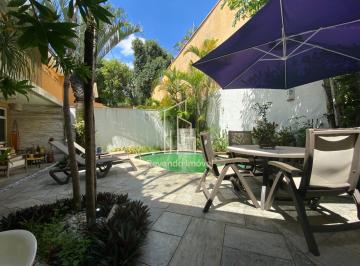 Casa · 300m² · 4 Quartos · 4 Vagas · Imperdível oportunidade de casa em condomínio com 4 quartos e 4 suítes em Mauá,