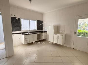 Apartamento · 55m² · 3 Quartos · Lindo Apartamento de 3 Quartos no Jardim Beatriz: Conforto e Praticidade em Tabo