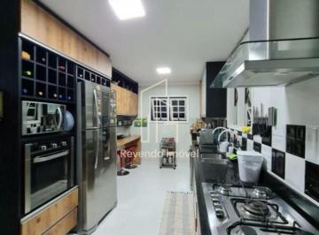 Photo 1 · Casa de alto padrão na Granja Viana, Cotia-SP: 4 quartos, 2 suítes, 1 sala, 6 ba