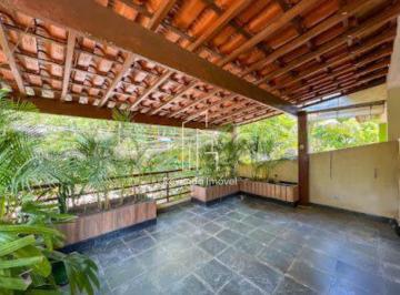 Casa · 190m² · 3 Quartos · 2 Vagas · Casa de Luxo à Venda em Taboão da Serra: 3 Quartos, 2 Suítes, 1 Sala, 3 Banheiro