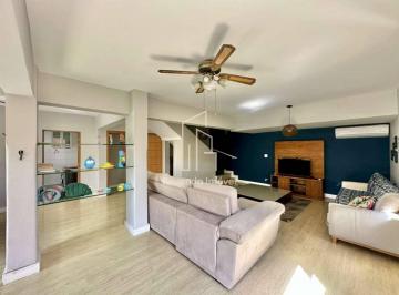 Casa · 650m² · 5 Quartos · 6 Vagas · Imperdível oportunidade de investimento: Casa de luxo com 5 suítes, 3 salas e 6
