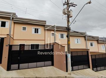 Casa · 81m² · 2 Quartos · 2 Vagas · Casa à Venda na Vila Aurea, São Paulo-SP: 2 Quartos, 1 Banheiro, 2 Vagas de Gara
