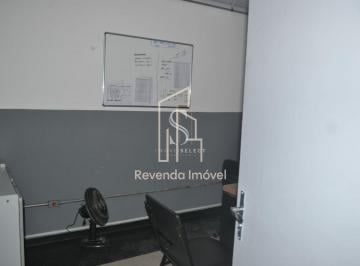 Comercial · 1785m² · Galpão Comercial de 1.785m² pavimento com 2 andares, vestiário, depósito em Soco