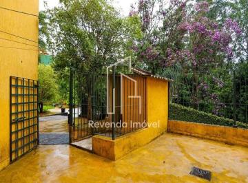Casa · 482m² · 4 Quartos · 6 Vagas · Casa em condomínio - 4 suítes. Estilo rústico iluminado e espaçoso!