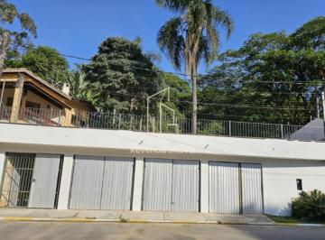 Casa · 240m² · 3 Quartos · 3 Vagas · Espetacular casa à venda em Cotia-SP, Colinas de São Fernando! 3 quartos, 1 suít