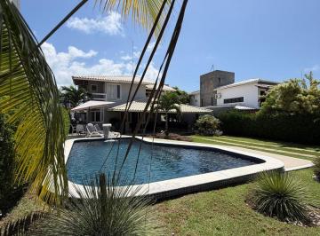 Casa de 4 quartos, Camaçari · Casa a venda em Guarajuba com 4 suites piscina e mobiliada no Paraiso dos Lagos