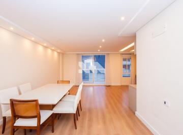 Apartamento · 133m² · 3 Quartos · 2 Vagas · Apartamento de 3 quartos no Batel, com 133 m²