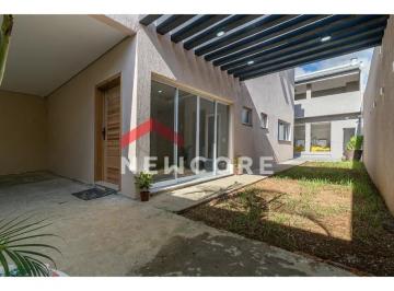 Casa · 270m² · 3 Quartos · 5 Vagas · Sobrado em Rua Tenente-aviador Genaro M. do Nascimento - Cidade Jardim Cumbica - Guarulhos/SP