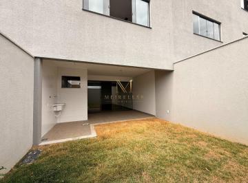 Casa · 180m² · 3 Quartos · 2 Vagas · Casa à venda 3 quartos suíte 2 vagas quintal no Santa Amélia BH