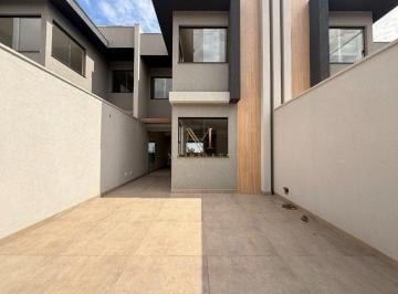 Casa · 180m² · 3 Quartos · 2 Vagas · Casa à venda com 3 quartos suíte 2 vagas quintal no bairro Santa Amélia BH