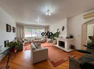 Casa · 420m² · 4 Quartos · 8 Vagas · Casa à venda em Jardim Leonor Mendes de Barros