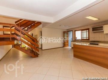 3ccfc36b · Casa em Condomínio, 5 dormitórios, 220 m², em São José
