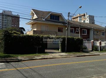 Casa · 137m² · 3 Quartos · 1 Vaga · TRÍPLEX CENTRO PINHAIS 