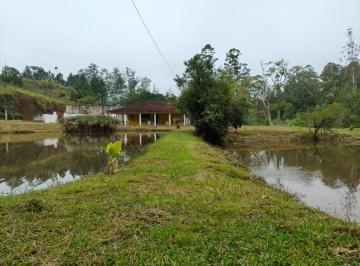 Rural de 3 quartos, Juquitiba · Linda chácara com 3 lagos próximo a Juquitiba