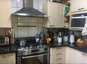 Casa de 3 quartos, São Bernardo do Campo · Sobrado à venda em São Bernardo bem localizado
