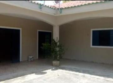 Casa · 190m² · 2 Quartos · 4 Vagas · Casa à venda em São José dos Campos-SP, no bairro Águas da Prata: 2 quartos, 1 suíte, 1 sala, 2 banh