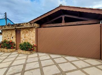 01.jpg · Casa para Venda em Atibaia/SP - 4 Dorm. 223 m2 Área Útil
