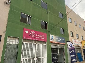 Casa de 6 quartos, Samambaia · Vendo Prédio comercial na Samambaia Norte em frente a feira permanente
