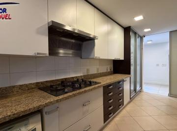 Casa · 520m² · 5 Quartos · 2 Vagas · Casa à venda na Asa Sul na QD 705.