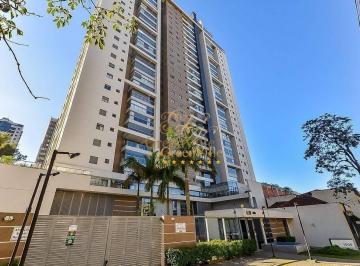 8905fadb225c9a741a99b89294da6b91a3c8d82f · Água Verde239 m² , sendo 133 m² privativos, 3 Vagas