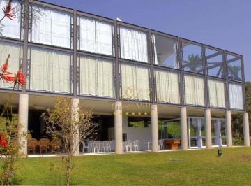 eb94fff3cf1bf0462c1adc4949d826de918ea5f4 · Quatro Barras, Cond Pousada, Alto Padrão com 700 m² de Área Construída