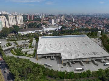 Comercial , São Paulo · Imóvel comercial de 24000 m² para aluguel na Vila Arapuã