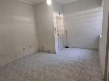 Apartamento de 2 quartos, Santos · Apartamento térreo para venda 2 dormitórios com vaga.