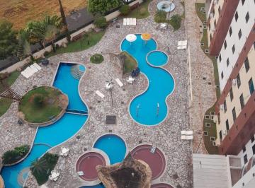 Apartamento de 1 quarto, Caldas Novas · Lindo apartamento a 2 quadras do Shopping Singapura! 8 piscinas aquecidas!