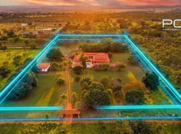 Rural de 7 quartos, Brasília · Belíssima Chácara Escriturada - Tororó - Casa Ampla com 5 Quartos, 3 Suítes, Casa de Caseiro, Lazer