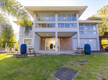 Rural de 3 quartos, São José dos Pinhais · Chácara Residencial para Venda no Bairro Borda Do Campo - São José Dos Pinhais