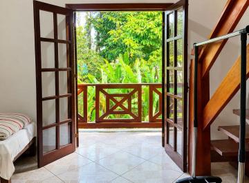 Casa de 2 quartos, Paraty · Linda casa em condomínio arborizado no Caborê – Paraty