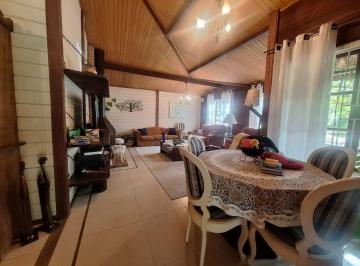 Rural de 3 quartos, São Roque · Chácara em São Roque 3.785,47m² 3 dormitórios 3 banheiros piscina galpão churrasqueira Campo Gramado