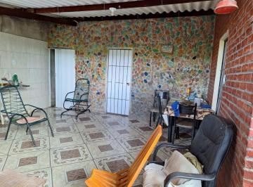 Casa · 180m² · 2 Quartos · 4 Vagas · à Venda - Condomínio Tabocas | Alexânia - GO