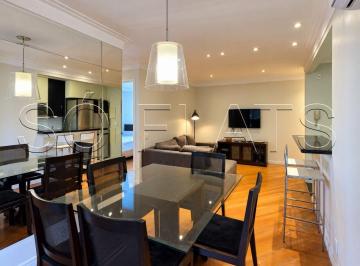 Apartamento · 55m² · 2 Quartos · 2 Vagas · Flat no Espaço Alpha com 55m² contendo 2 dormitórios na Vila Olímpia, disponível para locação.