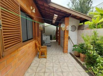 Casa · 130m² · 3 Quartos · Casa de Condomínio para venda em Jardim Alto da Colina de 130.00m² com 3 Quartos e 3 Suites