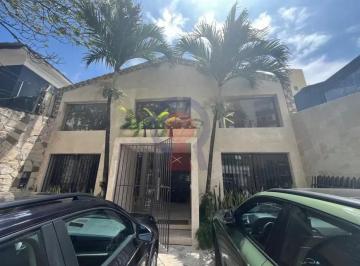 Casa · 80m² · LOCAÇÃO | Casa,  em Barra, Salvador
