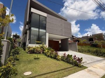 bb5ce22e2f477e2cef5fa1ebd2e405d971519d8c · CASA ALPHAVILLE