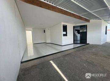 0b29fff250d46adfc79f3636ef21255aef287e24 · Casa com 4 dormitórios para alugar, 200 m² por R$ 4.000,00/mês - São José - Campina Grande/PB