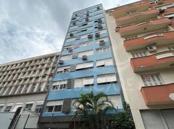Apartamento · 68m² · 2 Quartos · Apartamento em Centro Histórico
