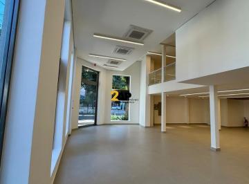 Comercial · 372m² · Ponto Comercial para Locação no Jardim Paulista, São Paulo - 372m² e 3 Banheiros!
