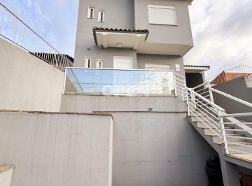 Casa · 3 Quartos · Casa à venda - em São José
