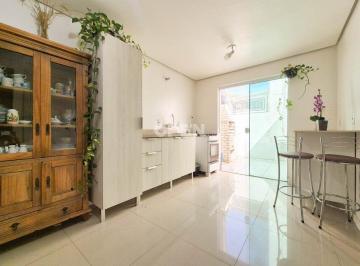 Casa · 2 Quartos · Casa à venda - em Niterói