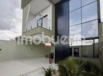 Foto 1 · Sobrado de 180 m² com 3 suítes e área gourmet no Centro