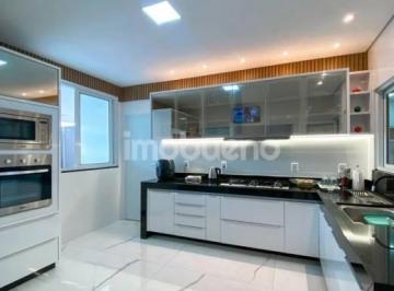 Foto 1 · Casa de 238 m² com 1 suíte e espaço gourmet no Centro