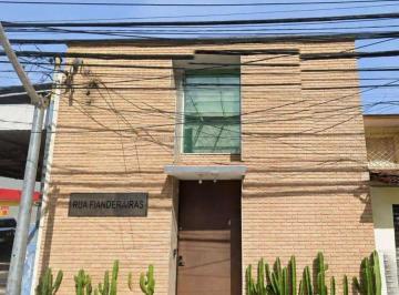 Comercial · 205m² · Casa comercial na Rua das Fiandeiras, 245 • 205 m²
