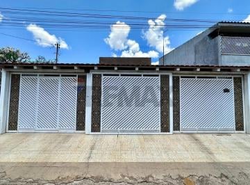 Casa · 150m² · 3 Quartos · 4 Vagas · Casa Quadra 307, Recanto das Emas, 150m², 3 quartos com suíte e 4 vagas, aceita financiamento