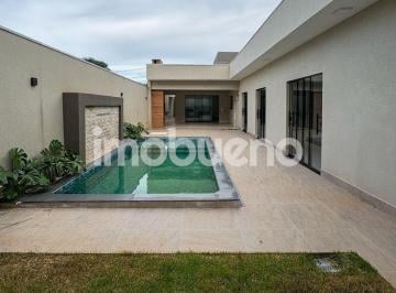 Foto 1 · Casa de 200 m² com 4 quartos e garagem para 2 carros no Parque Serrano