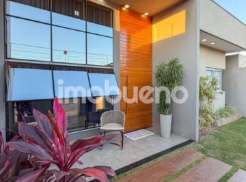 Foto 1 · Casa de 200 m² com 1 suíte, área gourmet e ar-condicionado no Jardim Triângulo