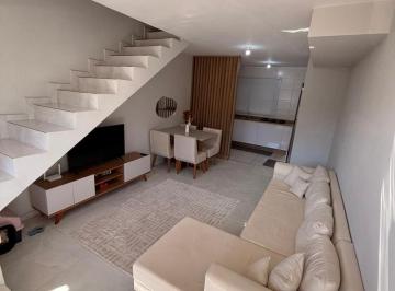 Casa · 55m² · 2 Quartos · 1 Vaga · Aluga-se Sobrado.